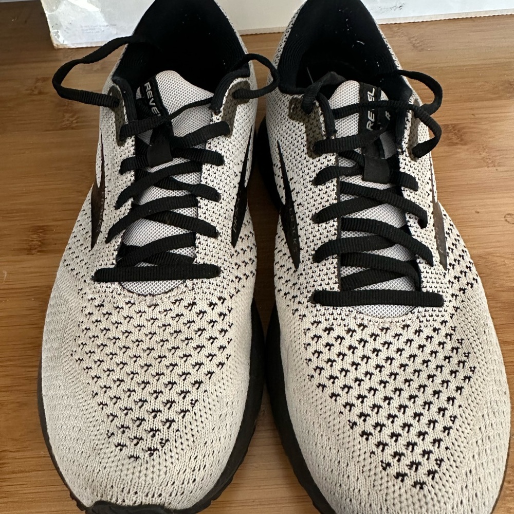 Gently worn Brooks women’s size 9